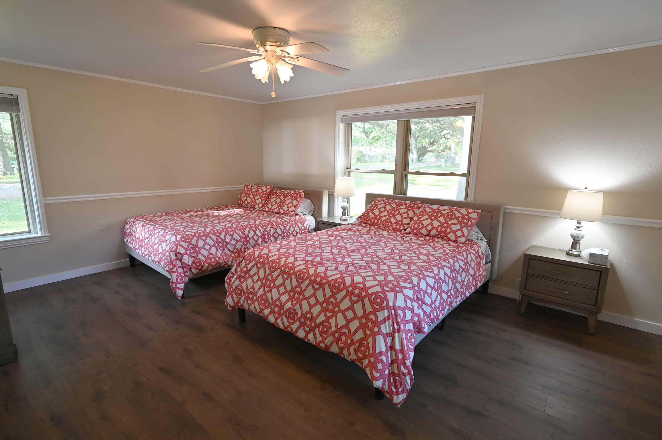 1013_BR_double_beds