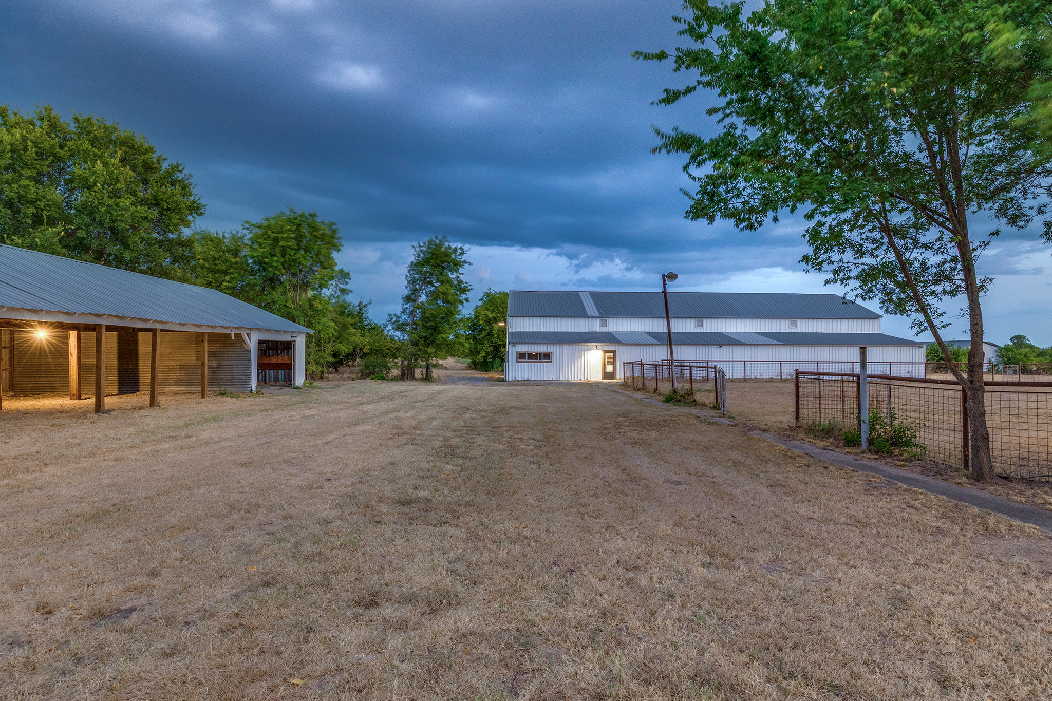 Z_4104-vz-county-road-3501-wills-point-tx-75169-High-Res-38
