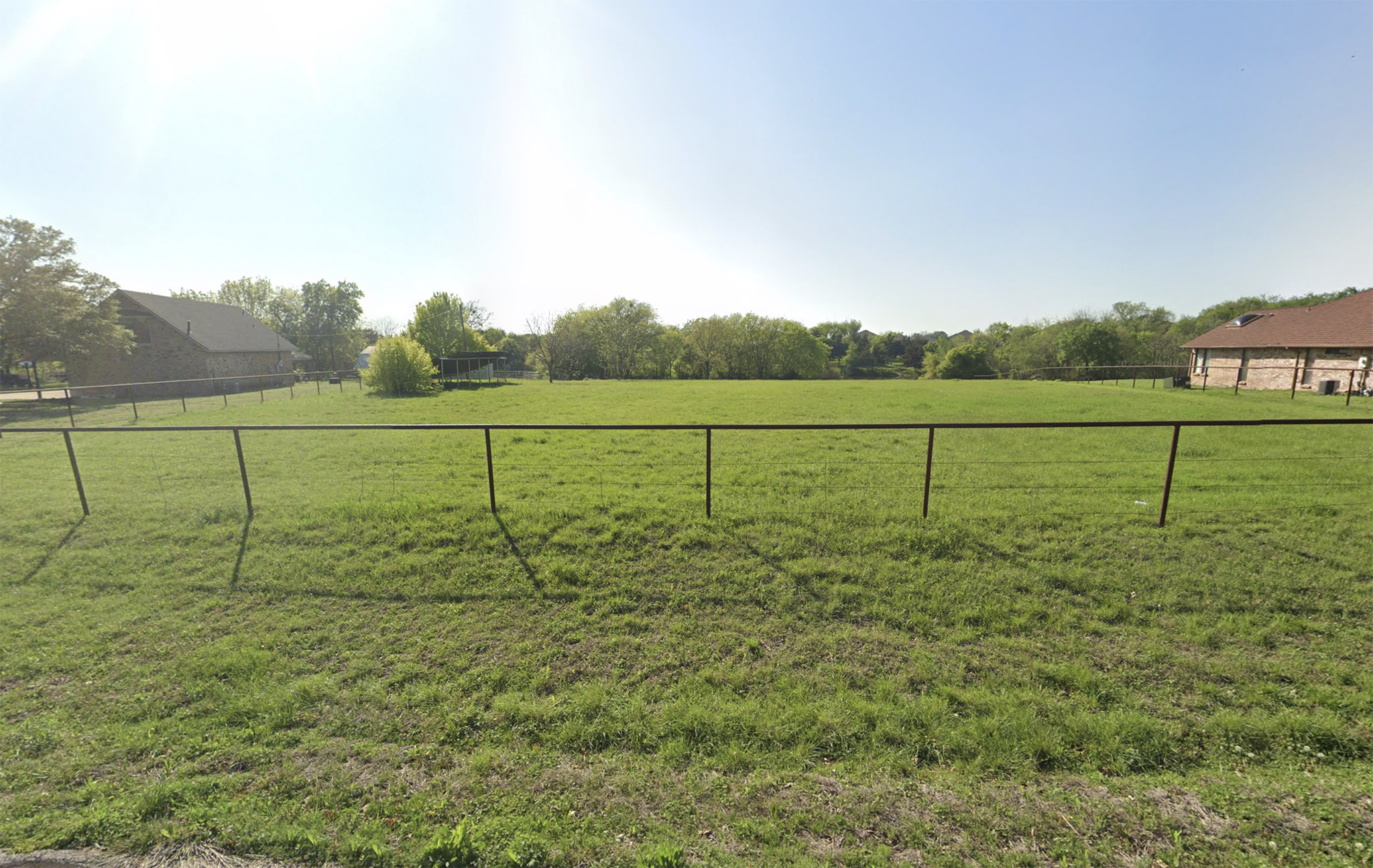 1 acre plus lot for sale in Glenn Heights TX
